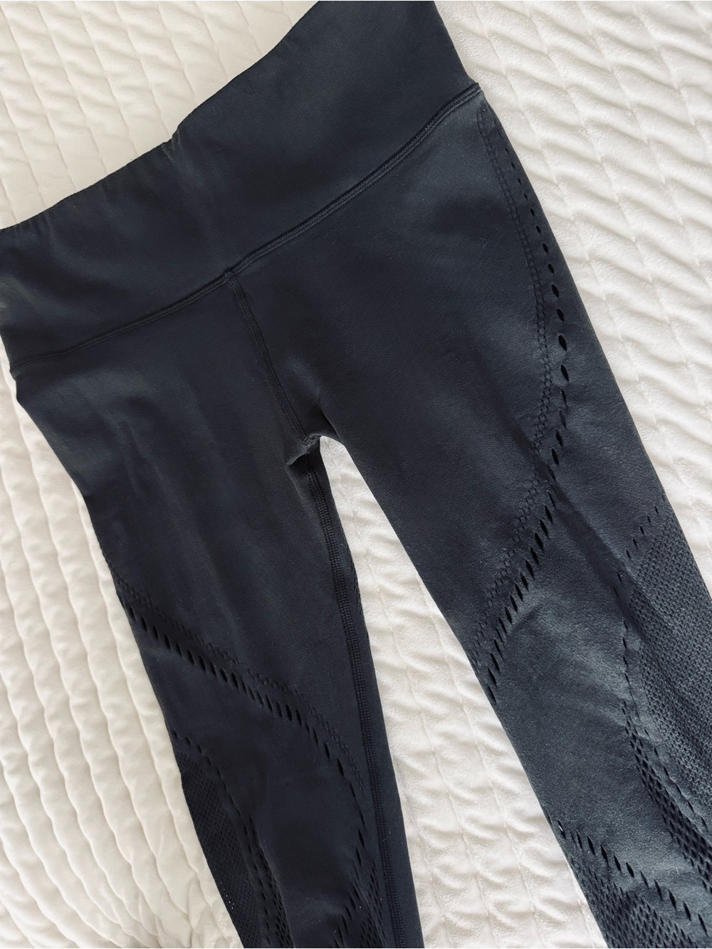 lululemon athletica Black super stretchy Performance Leggings